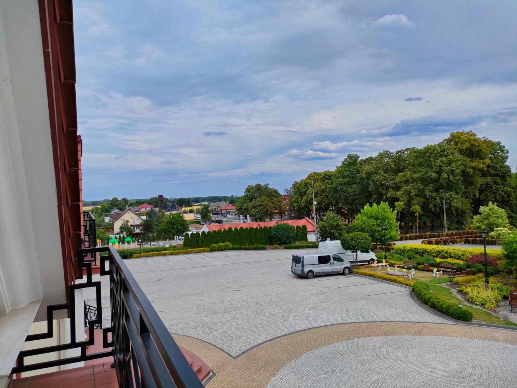 Hotel Viwaldi Baruchowo Exteriör bild