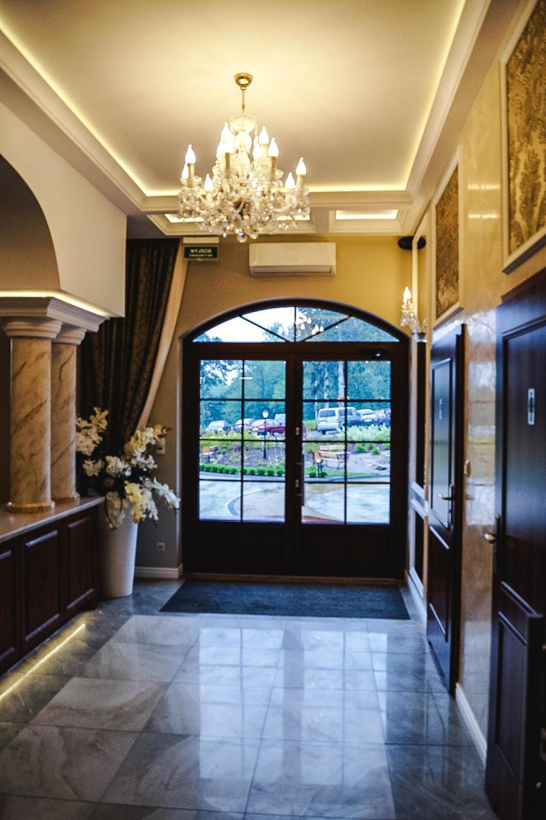 Hotel Viwaldi Baruchowo Exteriör bild